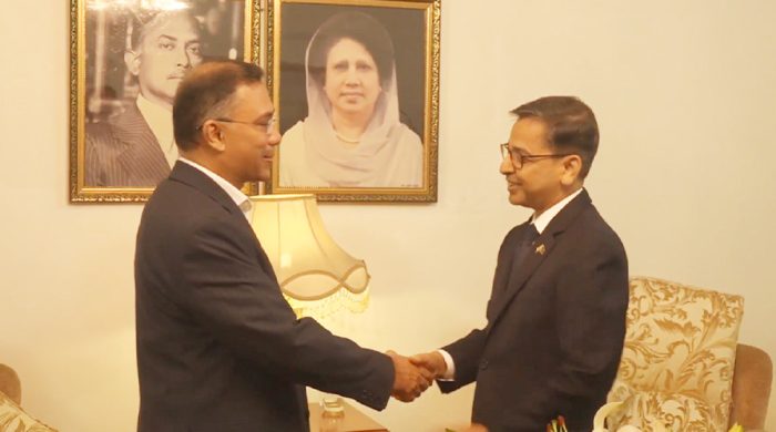 তারেক-রহমানের-সঙ্গে-ভারতীয়-হাইকমিশনারের-সাক্ষাৎ-700x390