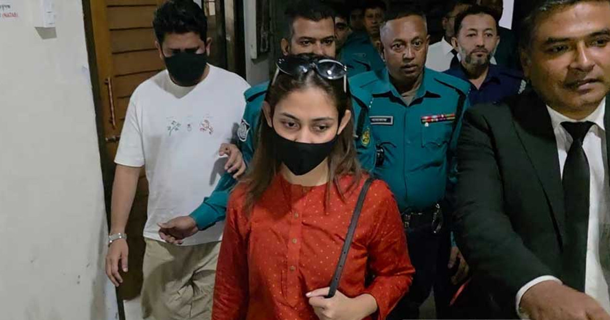 নাইকা মেহজাবীন ও তার ভাই