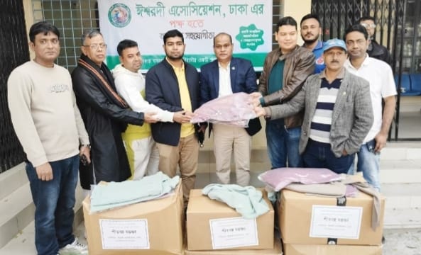 শীতার্ত মানুষের জন্য পাঠানো শীতবস্ত্র হস্তান্তর